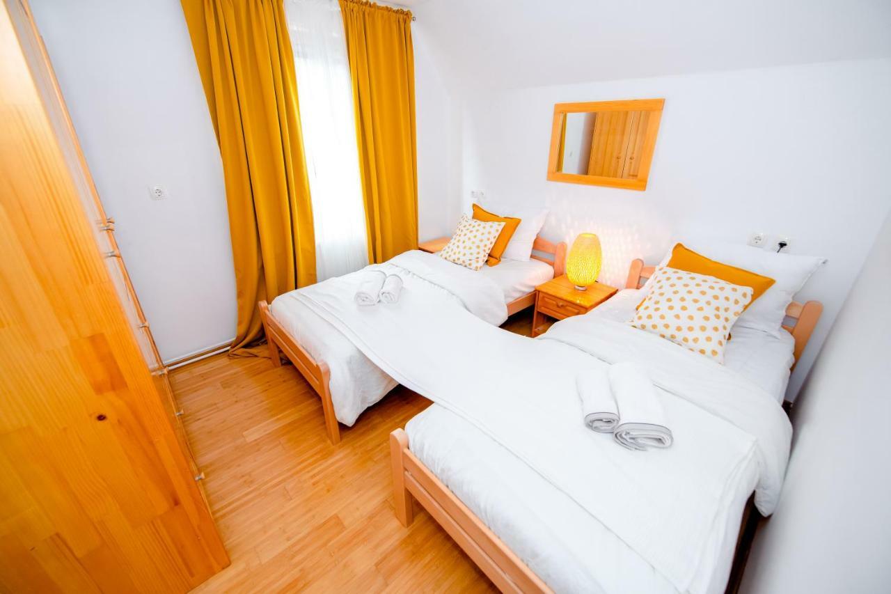 Apartment With View Zirovnica Extérieur photo