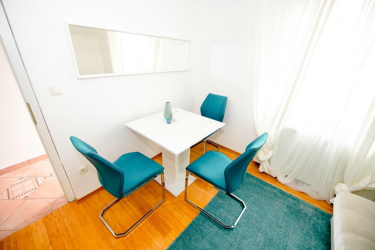 Apartment With View Zirovnica Extérieur photo