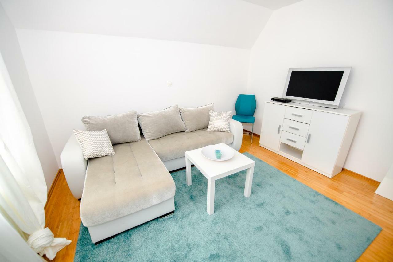 Apartment With View Zirovnica Extérieur photo